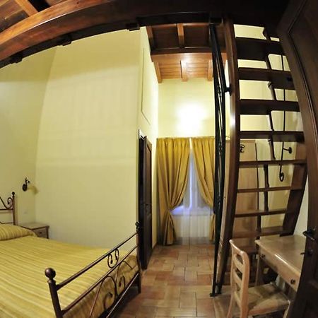 Azienda Agrituristica La Valle Del Sambuco Норча Екстериор снимка